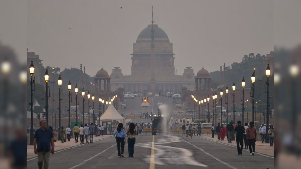 Best cities to visit in 2026 featuring Jaipur, Mumbai, Delhi, Goa, Paris, Tokyo, Dubai and Singapore with travel attractions, local food and cultural experiences.